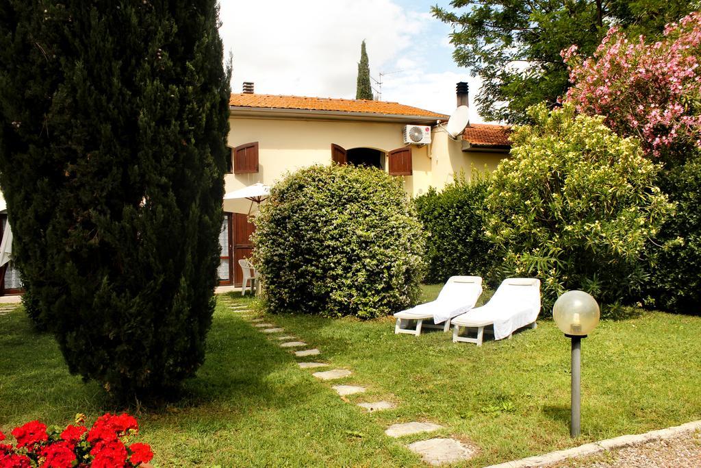 Appartamenti Il Granaio Marina di Grosseto Exteriör bild